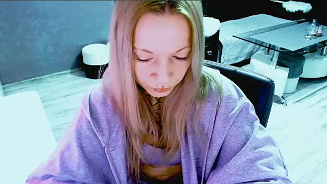 InesGold online show from October 2025 07:22:01 AM