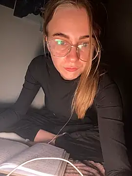 GraceTorrez online show from December 2024 03:22:02 PM