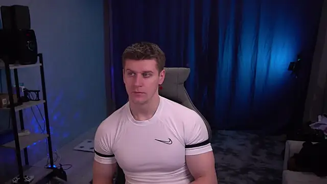 Bruno Banani online show from November 2025 05:12:02 PM