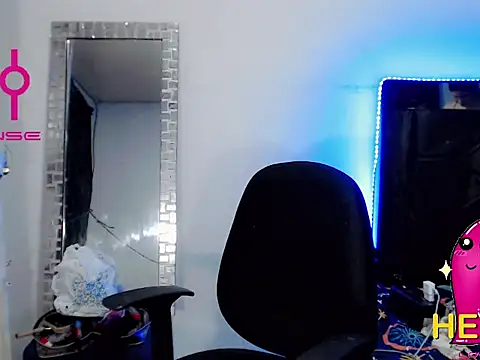 Fernanda Lopeez online show from October 2025 04:46:01 AM