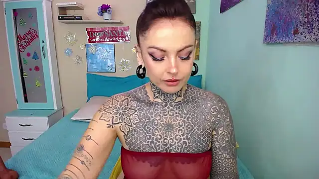 LolaRouse online show from December 2024 07:41:02 PM