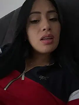 Sara luna  online show from June 2026 10:05:02 PM
