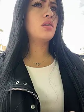 Sara luna  online show from July 2026 01:58:01 PM