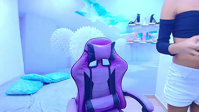 DEMI LEED online show from January 2026 12:00:01 PM