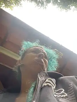 sammoura01 online show from February 2026 01:51:02 PM