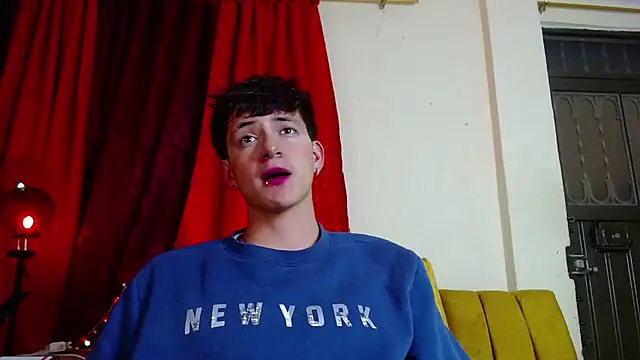 Snapshot of GabyThoms chatting on January 2025 09:15:01 AM GabyThoms online show from January 2025 09:15:01 AM