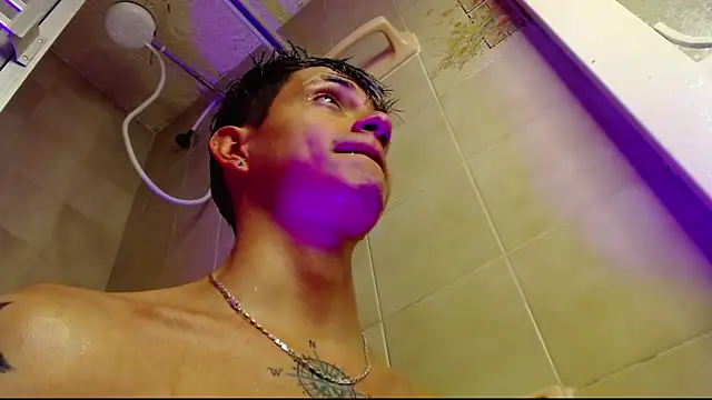 Snapshot of GabyThoms chatting on January 2025 10:50:01 PM GabyThoms online show from January 2025 10:50:01 PM