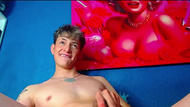 Snapshot of GabyThoms chatting on January 2025 11:39:01 PM GabyThoms online show from January 2025 11:39:01 PM