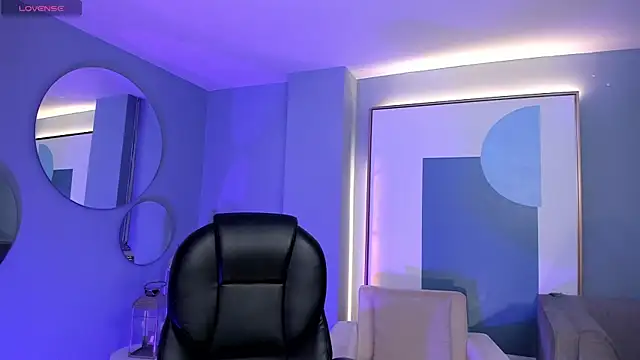 HannahJamesX online show from June 2026 12:42:02 PM