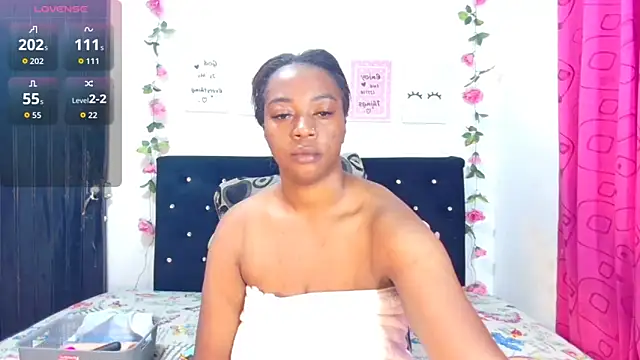 Snapshot of CiaraEbony chatting on March 2026 01:10:02 AM CiaraEbony online show from March 2026 01:10:02 AM