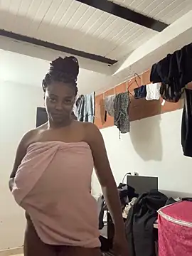 CiaraEbony online show from June 2026 11:35:02 PM