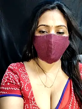 Snapshot of Monalisha_G chatting on May 2026 06:25:01 PM Monalisha G online show from May 2026 06:25:01 PM