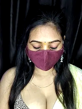 Snapshot of Monalisha_G chatting on May 2026 08:03:02 PM Monalisha G online show from May 2026 08:03:02 PM