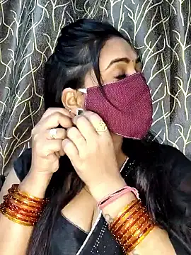 Snapshot of Monalisha_G chatting on May 2026 06:50:01 PM Monalisha G online show from May 2026 06:50:01 PM
