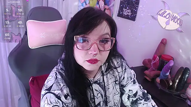 LiloMoon69 online show from June 2026 06:37:02 AM