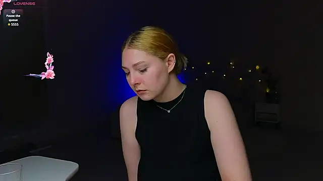 Snapshot of Catherine_River chatting on May 2026 06:02:02 PM Catherine River online show from May 2026 06:02:02 PM