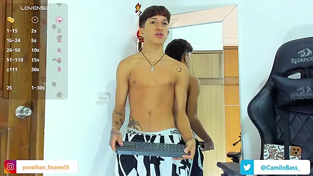 Snapshot of _CamiloBass chatting on January 2025 12:33:01 AM CamiloBass online show from January 2025 12:33:01 AM