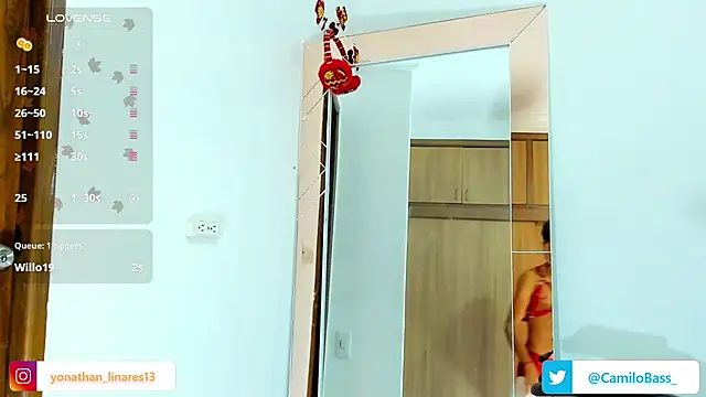 Snapshot of _CamiloBass chatting on January 2025 12:35:01 AM CamiloBass online show from January 2025 12:35:01 AM