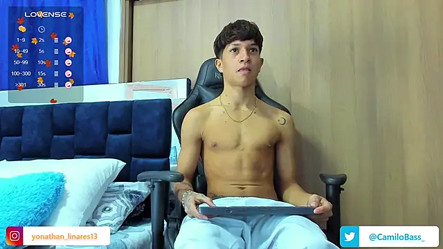 Snapshot of _CamiloBass chatting on February 2025 12:31:02 AM CamiloBass online show from February 2025 12:31:02 AM