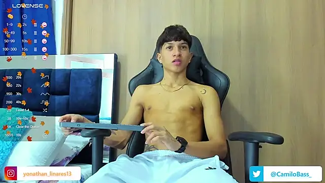 Snapshot of _CamiloBass chatting on February 2025 01:08:01 AM CamiloBass online show from February 2025 01:08:01 AM