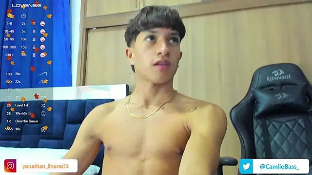 Snapshot of _CamiloBass chatting on February 2025 01:47:02 AM CamiloBass online show from February 2025 01:47:02 AM