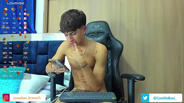 Snapshot of _CamiloBass chatting on February 2025 05:20:02 AM CamiloBass online show from February 2025 05:20:02 AM