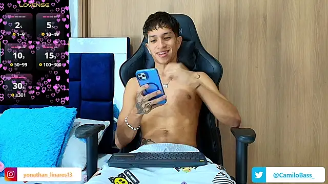  CamiloBass online show from November 2025 12:02:02 AM