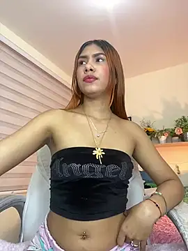 Snapshot of soy_sarah_ chatting on February 2025 05:57:02 AM soy sarah online show from February 2025 05:57:02 AM