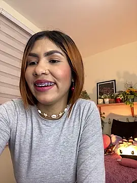 Snapshot of soy_sarah_ chatting on February 2025 08:38:01 AM soy sarah online show from February 2025 08:38:01 AM