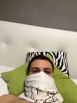 Snapshot of yayaya55598 chatting on January 2025 03:14:01 PM yayaya55598 online show from January 2025 03:14:01 PM