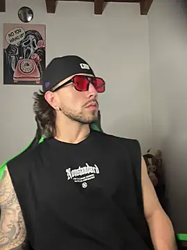 Valentino Xander online show from February 2026 03:38:02 AM