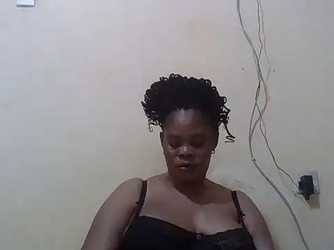 Snapshot of ANALQUEEN4 chatting on February 2026 06:37:02 PM ANALQUEEN4 online show from February 2026 06:37:02 PM