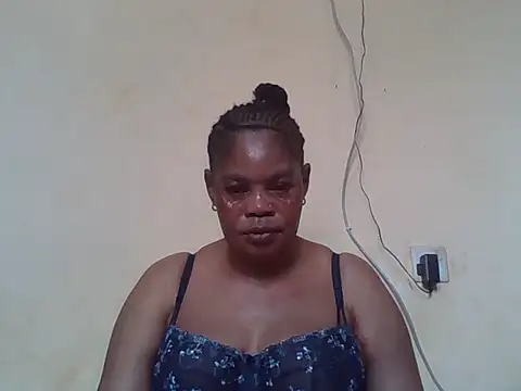 Snapshot of ANALQUEEN4 chatting on February 2026 06:47:01 AM ANALQUEEN4 online show from February 2026 06:47:01 AM