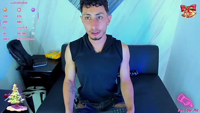 Snapshot of Piggy_Eddy chatting on December 2025 01:22:01 AM Piggy Eddy online show from December 2025 01:22:01 AM