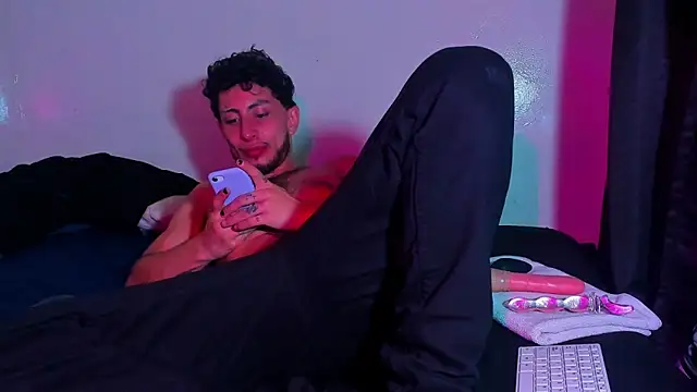 Piggy Eddy online show from March 2026 03:35:02 AM