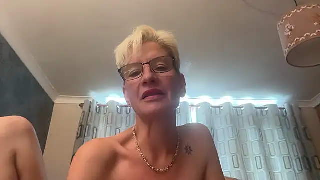 JennyHazel1 online show from June 2026 11:34:01 AM