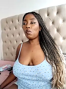 bigbootyboohle online show from June 2026 12:15:01 PM