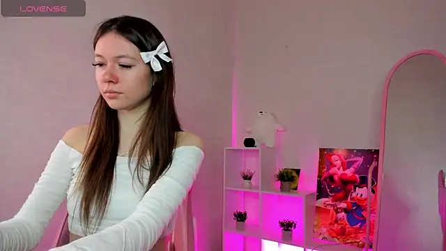 Nicole Charm online show from December 2024 01:04:01 AM