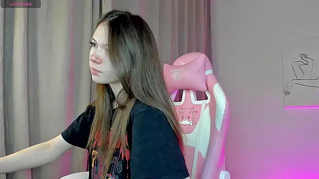 Nicole Charm online show from February 2025 08:10:01 PM