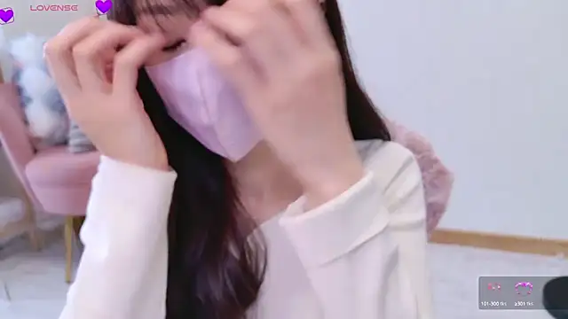 Snapshot of meg_0901 chatting on March 2025 05:40:01 AM meg 0901 online show from March 2025 05:40:01 AM