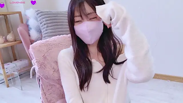 Snapshot of meg_0901 chatting on March 2025 01:58:02 AM meg 0901 online show from March 2025 01:58:02 AM