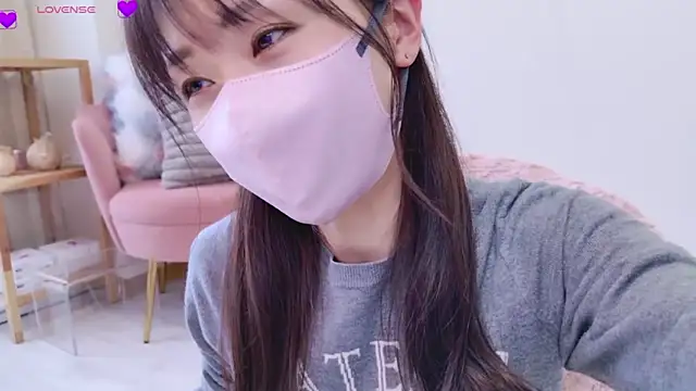 Snapshot of meg_0901 chatting on March 2025 05:07:01 AM meg 0901 online show from March 2025 05:07:01 AM