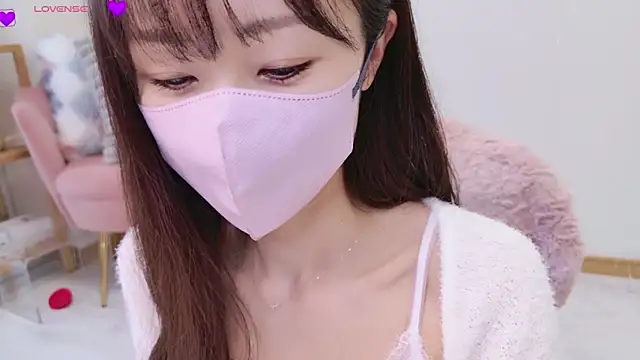 Snapshot of meg_0901 chatting on March 2025 06:10:02 AM meg 0901 online show from March 2025 06:10:02 AM