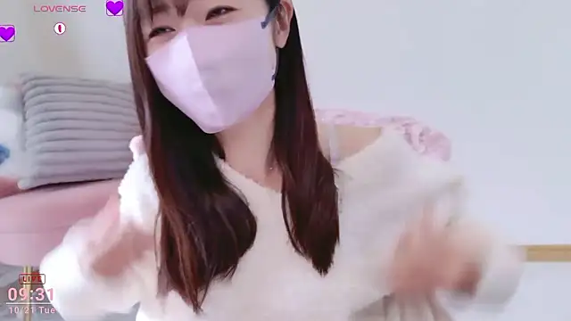 Snapshot of meg_0901 chatting on October 2025 12:33:02 AM meg 0901 online show from October 2025 12:33:02 AM