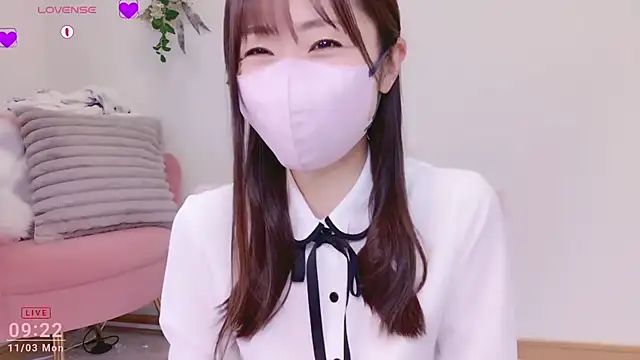 Snapshot of meg_0901 chatting on November 2025 12:24:02 AM meg 0901 online show from November 2025 12:24:02 AM