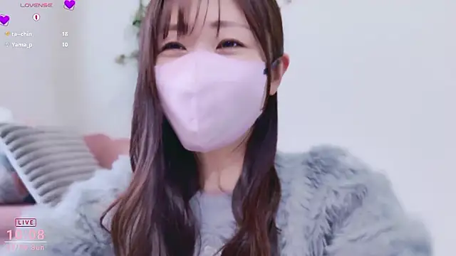 Snapshot of meg_0901 chatting on February 2026 01:09:02 AM meg 0901 online show from February 2026 01:09:02 AM