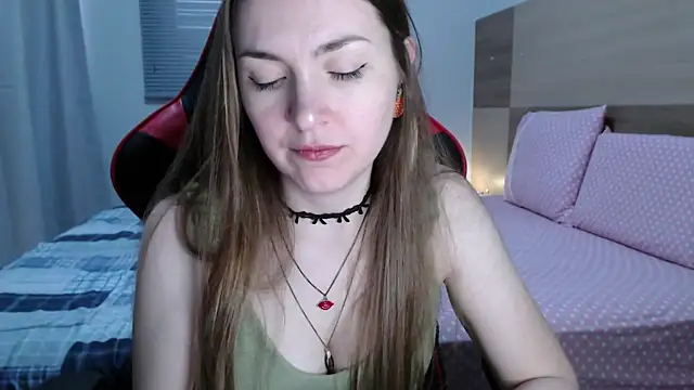 Naughty Annn online show from November 2025 05:57:01 PM