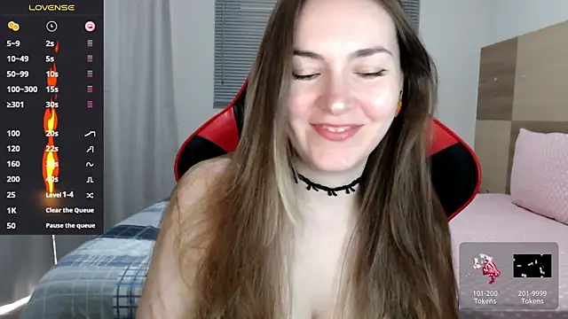 Naughty Annn online show from May 2026 07:54:02 PM