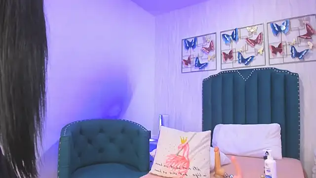 samara warren online show from December 2024 03:44:02 PM