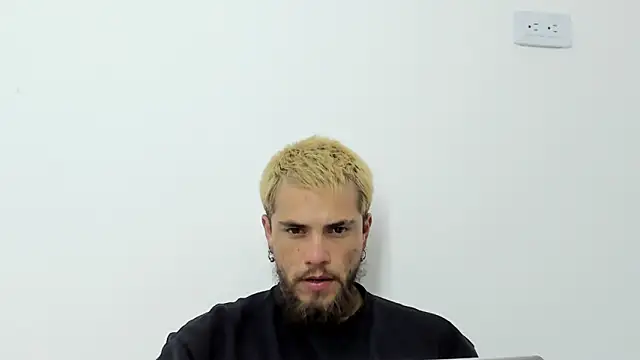 Beard xox online show from June 2026 02:25:02 AM